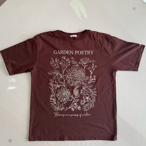 Gloria Jeans Garden Poetry Brown Graphic T-Shirt Size S